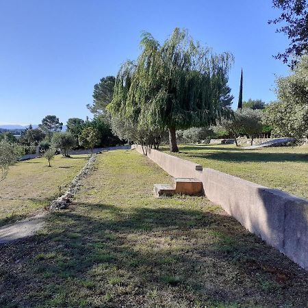La Bastide Des Selves Panzió Draguignan Kültér fotó